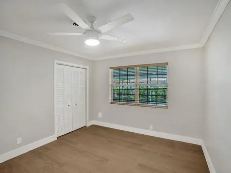 4440 NE 17th Terrace Oakland Park FL 33334