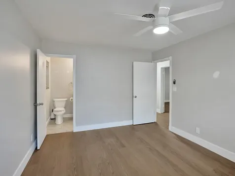 4440 NE 17th Terrace Oakland Park FL 33334