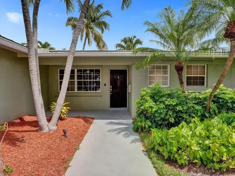 4440 NE 17th Terrace Oakland Park FL 33334