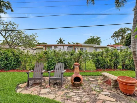 4440 NE 17th Terrace Oakland Park FL 33334