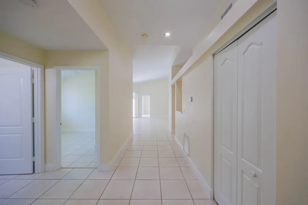 9497 Boca Gardens Parkway Boca Raton FL 33496
