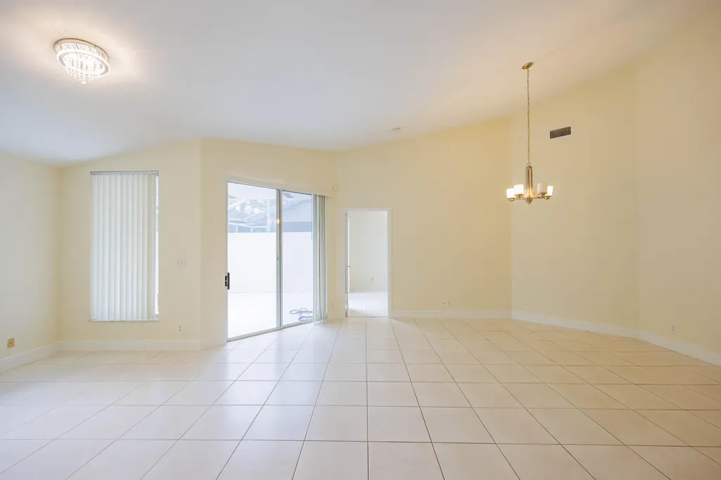 9497 Boca Gardens Parkway Boca Raton FL 33496