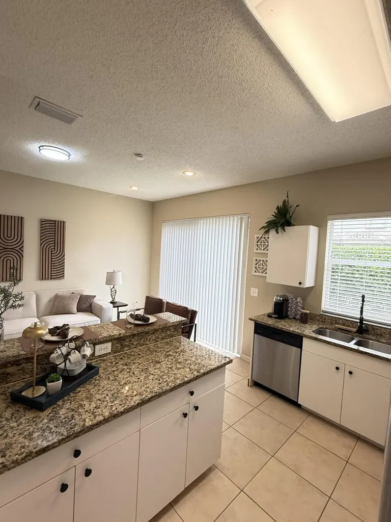 5203 Eagle Cay Place Coconut Creek FL 33073