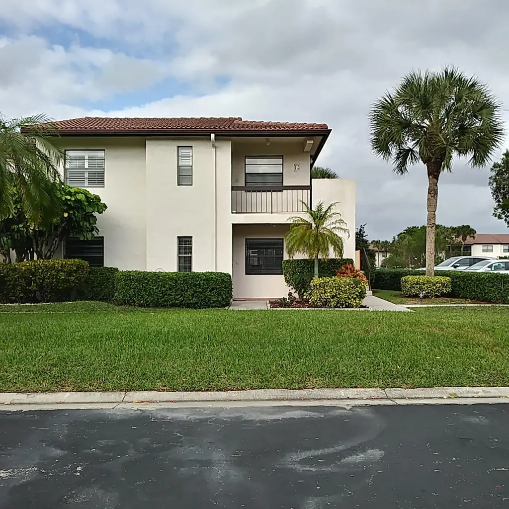 8045 Eastlake Drive Boca Raton FL 33433