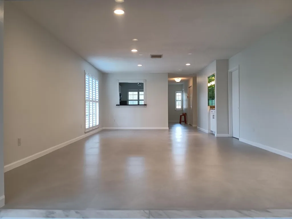 8045 Eastlake Drive Boca Raton FL 33433