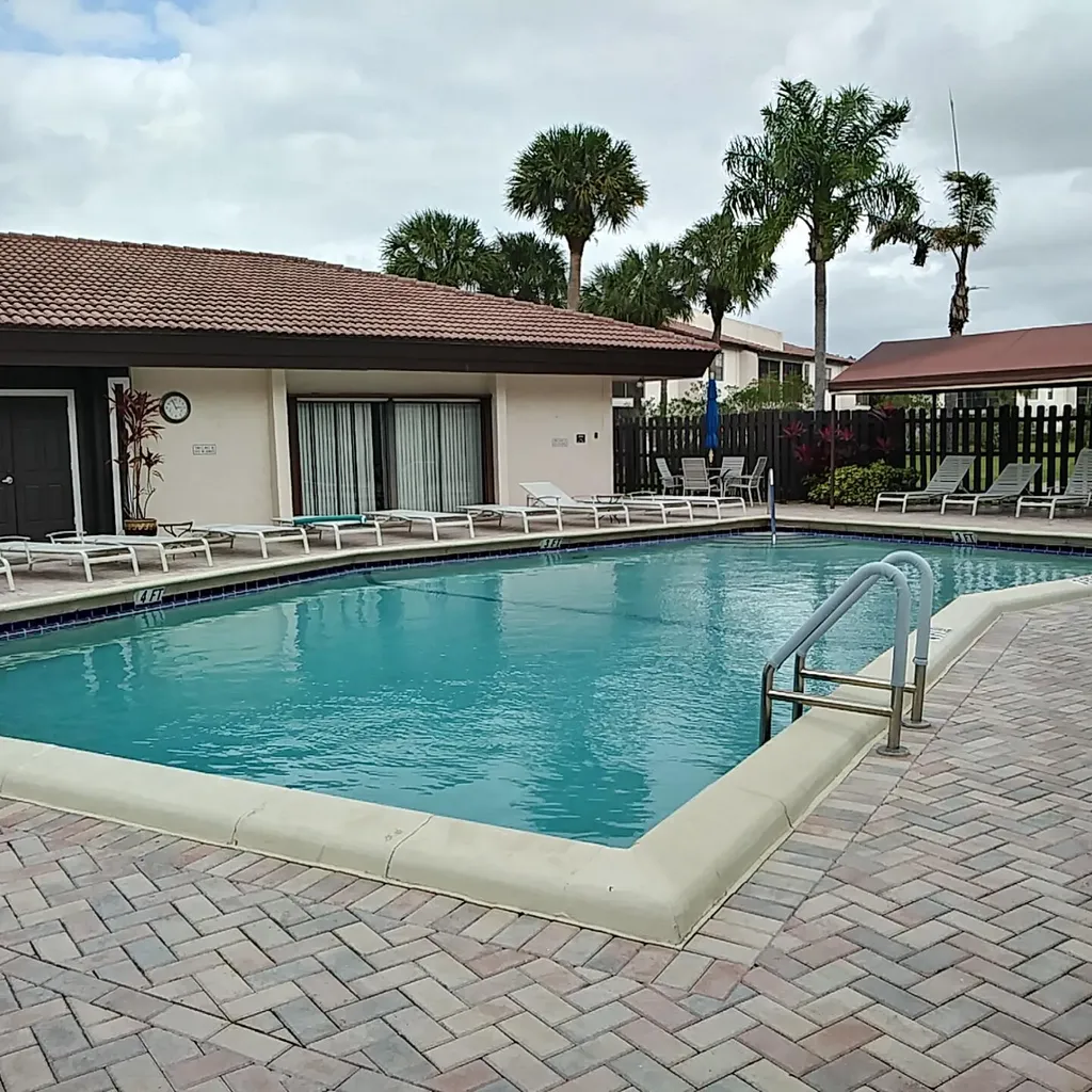 8045 Eastlake Drive Boca Raton FL 33433