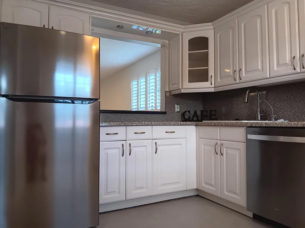 8045 Eastlake Drive Boca Raton FL 33433