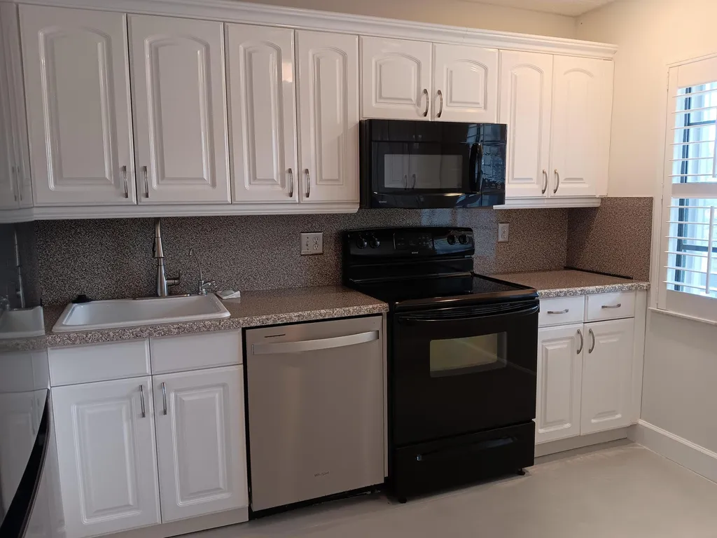 8045 Eastlake Drive Boca Raton FL 33433