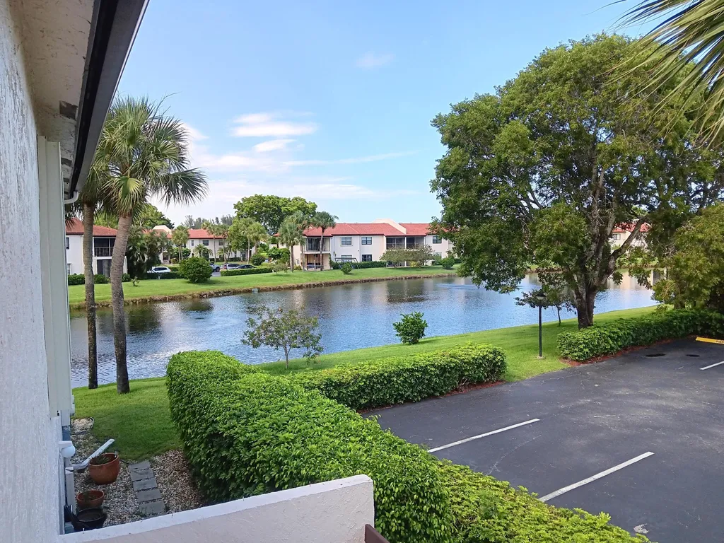 8045 Eastlake Drive Boca Raton FL 33433