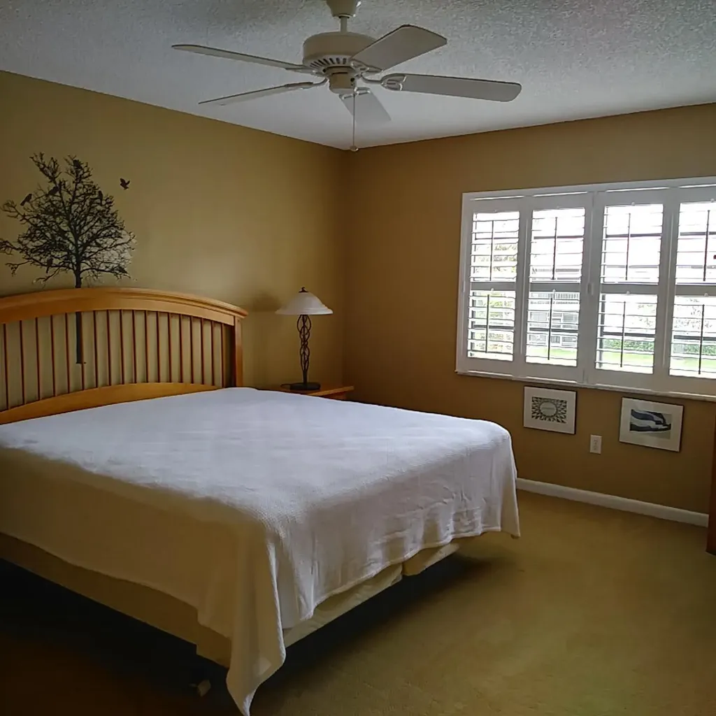 8045 Eastlake Drive Boca Raton FL 33433