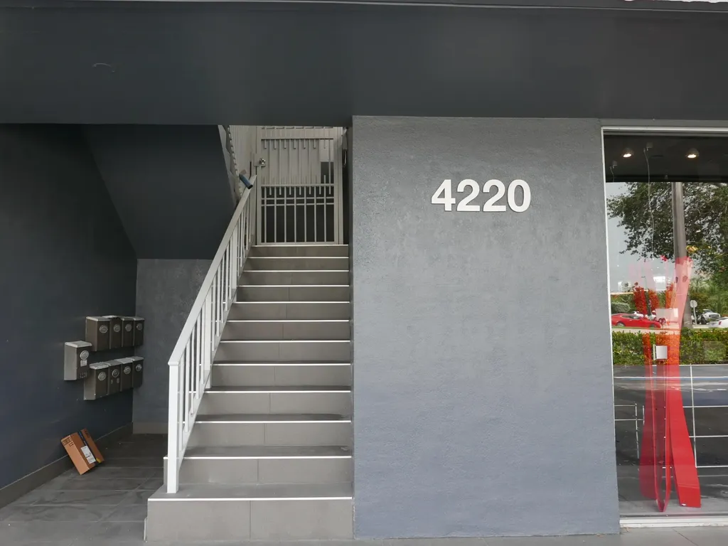 4220 N Federal Highway Fort Lauderdale FL 33308