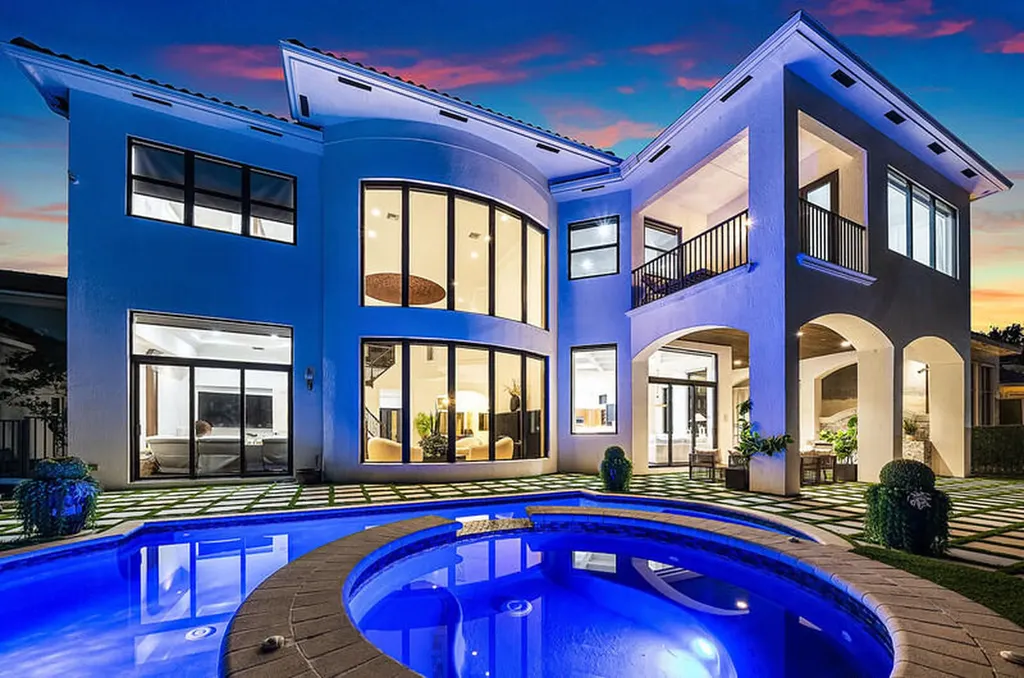 17545 Middlebrook Way Boca Raton FL 33496