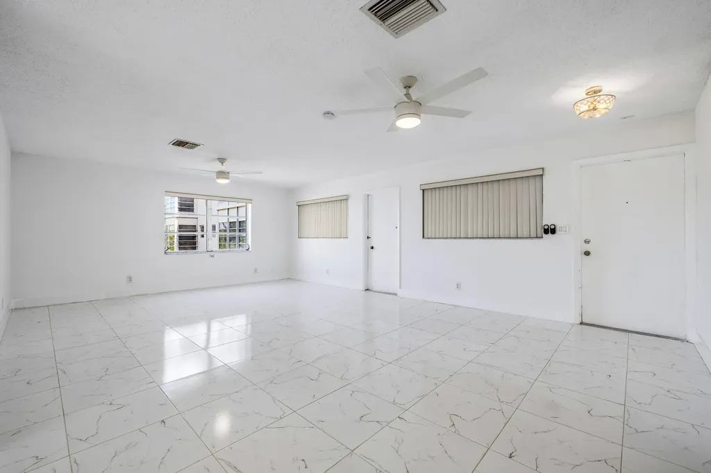 941 Crystal Lake Drive Deerfield Beach FL 33064