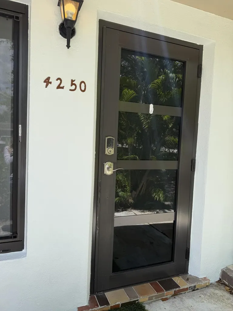 4250 NE 12th Avenue Pompano Beach FL 33064