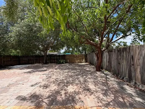 4250 NE 12th Avenue Pompano Beach FL 33064