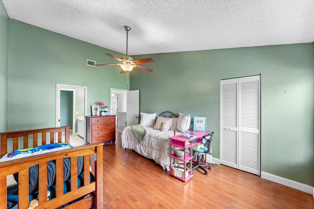 10876 Cypress Glen Drive Coral Springs FL 33071