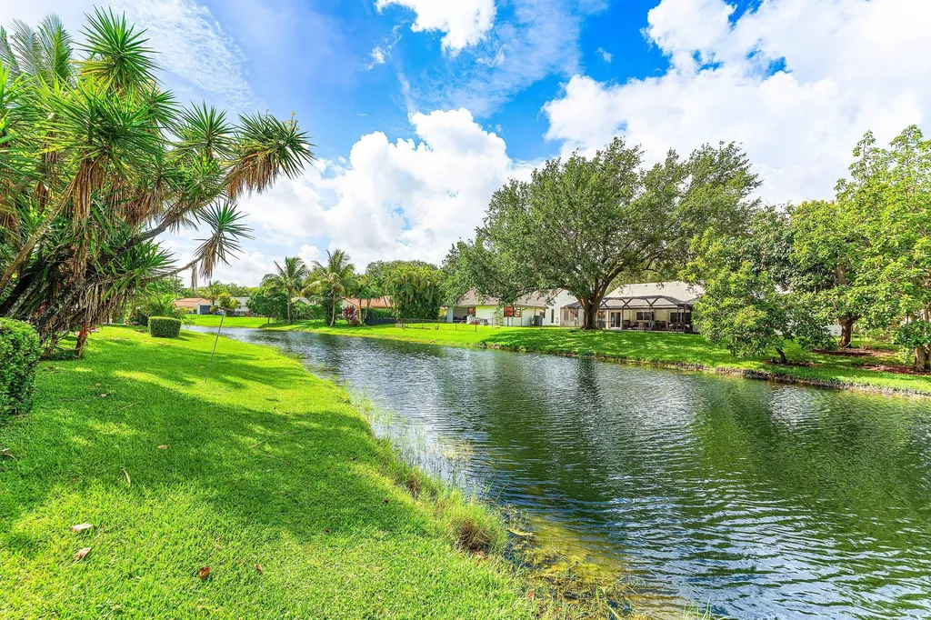 10876 Cypress Glen Drive Coral Springs FL 33071