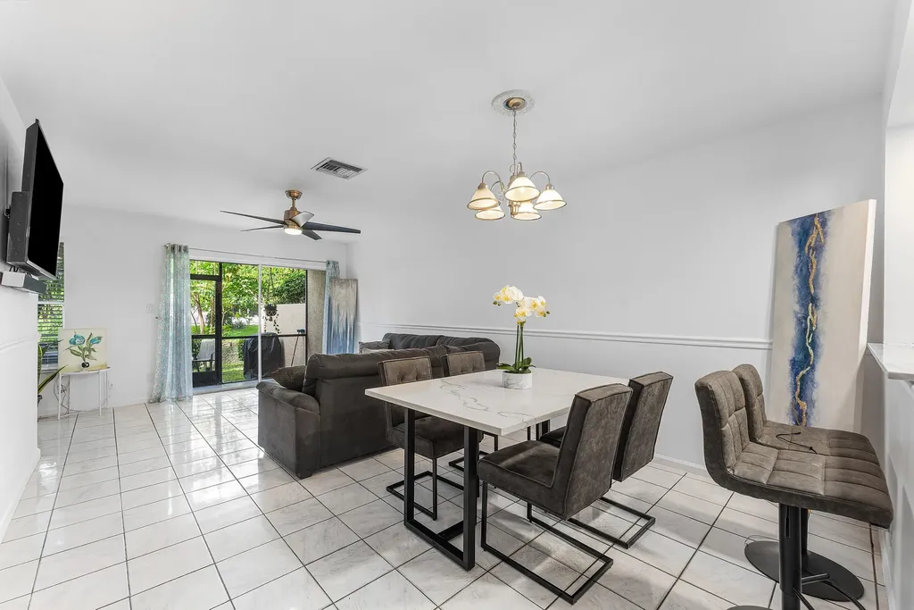 10876 Cypress Glen Drive Coral Springs FL 33071