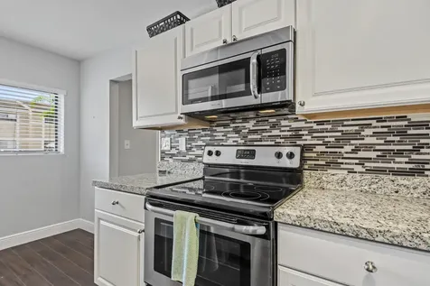 307 Palm Circle E Pembroke Pines FL 33025