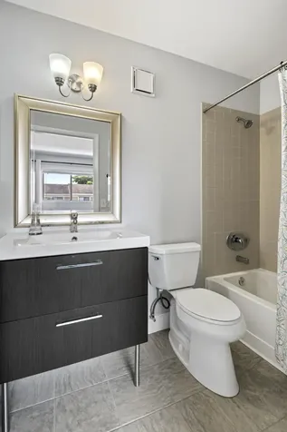 307 Palm Circle E Pembroke Pines FL 33025