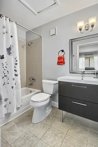 307 Palm Circle E Pembroke Pines FL 33025