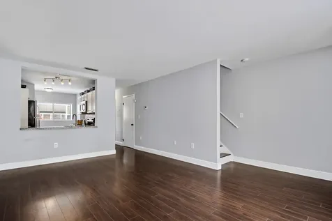 307 Palm Circle E Pembroke Pines FL 33025