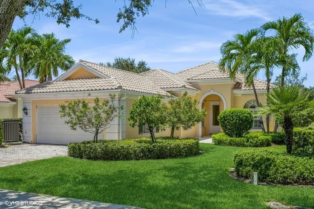 170 Euphrates Circle Palm Beach Gardens FL 33410