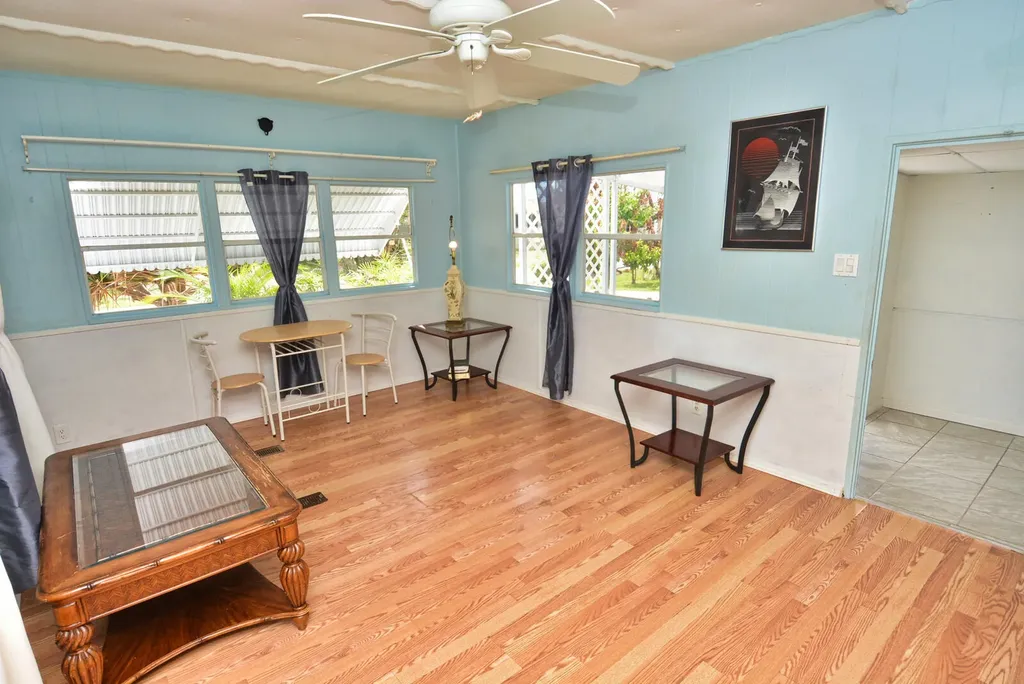 8400 SE Eagle Avenue Hobe Sound FL 33455