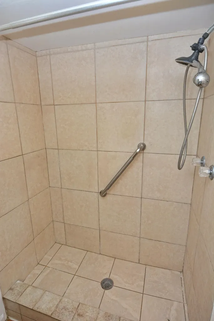 8400 SE Eagle Avenue Hobe Sound FL 33455
