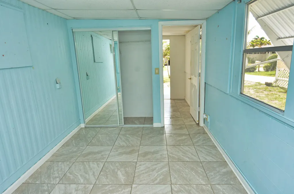 8400 SE Eagle Avenue Hobe Sound FL 33455