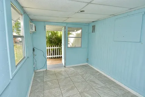 8400 SE Eagle Avenue Hobe Sound FL 33455
