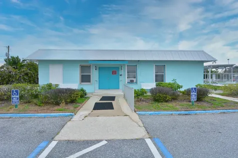 8400 SE Eagle Avenue Hobe Sound FL 33455