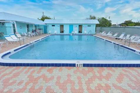 8400 SE Eagle Avenue Hobe Sound FL 33455