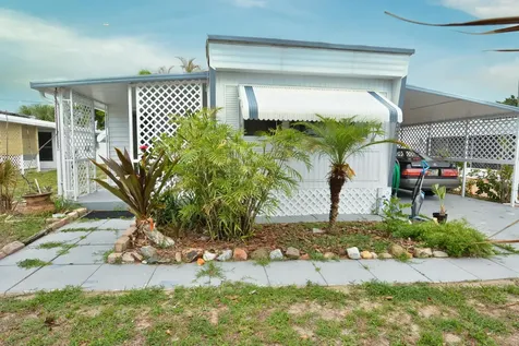 8400 SE Eagle Avenue Hobe Sound FL 33455