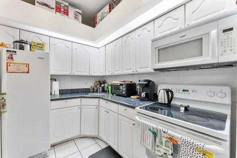 9342 S Belfort Circle Tamarac FL 33321