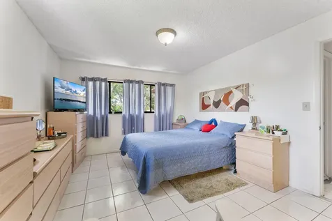 9342 S Belfort Circle Tamarac FL 33321