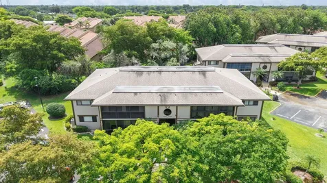 9342 S Belfort Circle Tamarac FL 33321