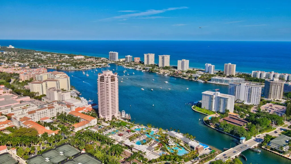 950 De Soto Road Boca Raton FL 33432