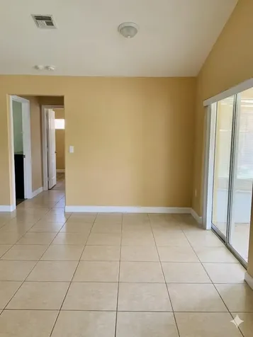 485 SW Dagget Avenue Port St Lucie FL 34953