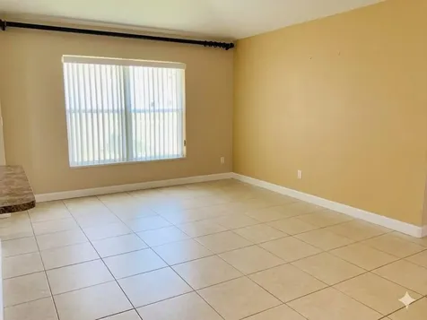 485 SW Dagget Avenue Port St Lucie FL 34953