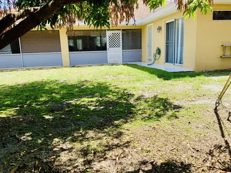 485 SW Dagget Avenue Port St Lucie FL 34953