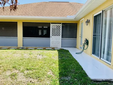 485 SW Dagget Avenue Port St Lucie FL 34953