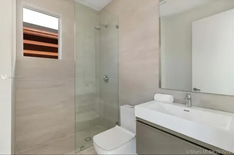 3123 Elizabeth Street Miami FL 33133