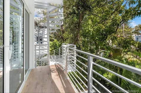 3123 Elizabeth Street Miami FL 33133