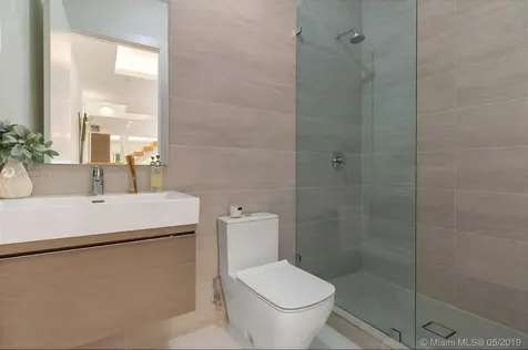 3123 Elizabeth Street Miami FL 33133