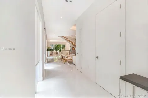 3123 Elizabeth Street Miami FL 33133