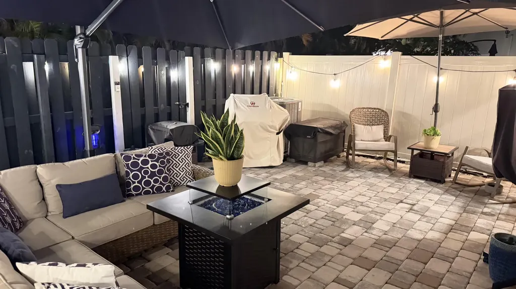 128 Lake Monterey Circle Boynton Beach FL 33426