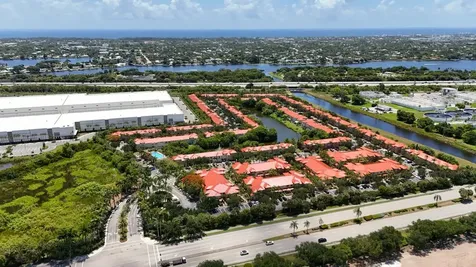 128 Lake Monterey Circle Boynton Beach FL 33426