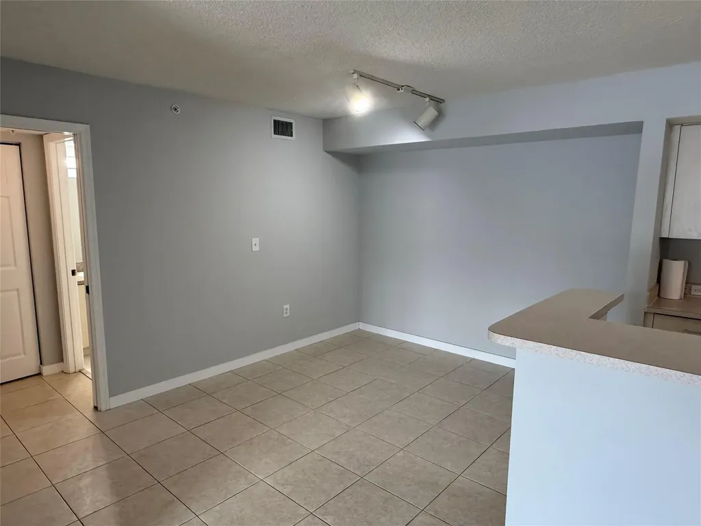 11165 SW 6th Street Pembroke Pines FL 33025