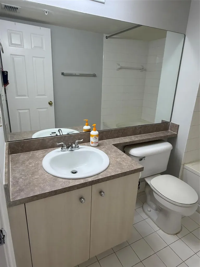 11165 SW 6th Street Pembroke Pines FL 33025